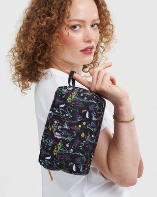 Fable England Wilderness Cosmetics Bag Black - MMJs Fashion
