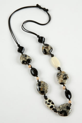 Dante Necklace Black and Cream - MMJs Fashion