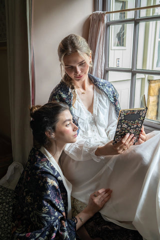 Fable England Wolf Garden Square Scarf Navy