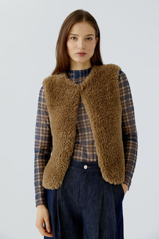 Oui Knitted Faux Fur Gilet Brown