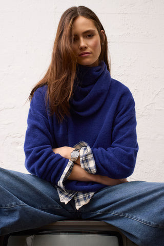Oui Plaid Lace Trim Blouse Blue White