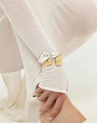 UNOde50 Irregular Drop Bangle Bracelet Corium Silver