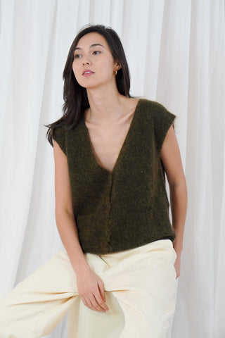 TWNS Sleeveless Buttoned Cardigan Military Green Castlerock