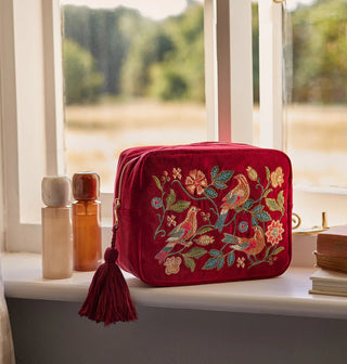 Elizabeth Scarlett Botanical Birds Wash Bag Rouge - MMJs Fashion