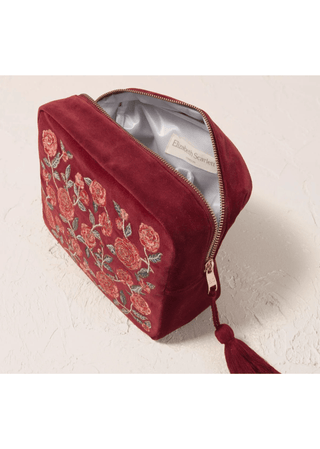 Elizabeth Scarlett Camellia Romance Wash Bag Cranberry - MMJs Fashion