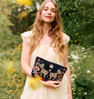 Elizabeth Scarlett Celestial Leopard Everyday Pouch Charcoal - MMJs Fashion