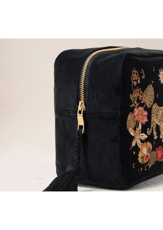 Elizabeth Scarlett Celestial Leopard Wash Bag Charcoal - MMJs Fashion