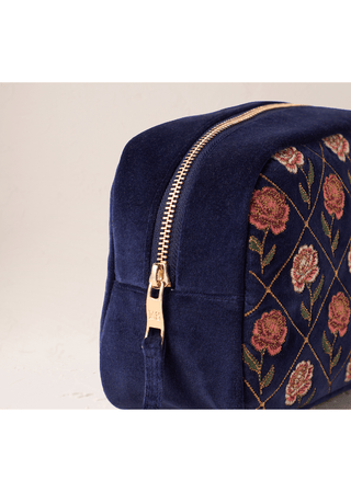 Elizabeth Scarlett Rose Makeup Bag Navy Blue - MMJs Fashion