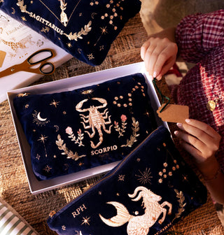 Elizabeth Scarlett Scorpio Everyday Pouch Navy Blue - MMJs Fashion