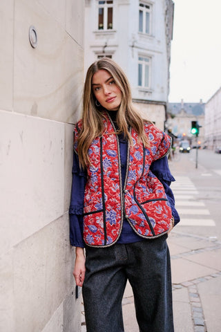 Moliin Floral Print Gilet Red Blue Jenny - MMJs Fashion