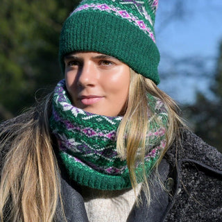 POM Scandi Starflower Snood Green Pink - MMJs Fashion