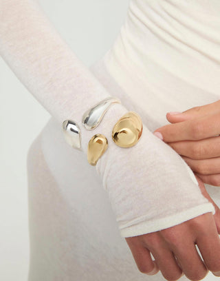 UNOde50 Irregular Drop Bangle Bracelet Corium Gold - MMJs Fashion